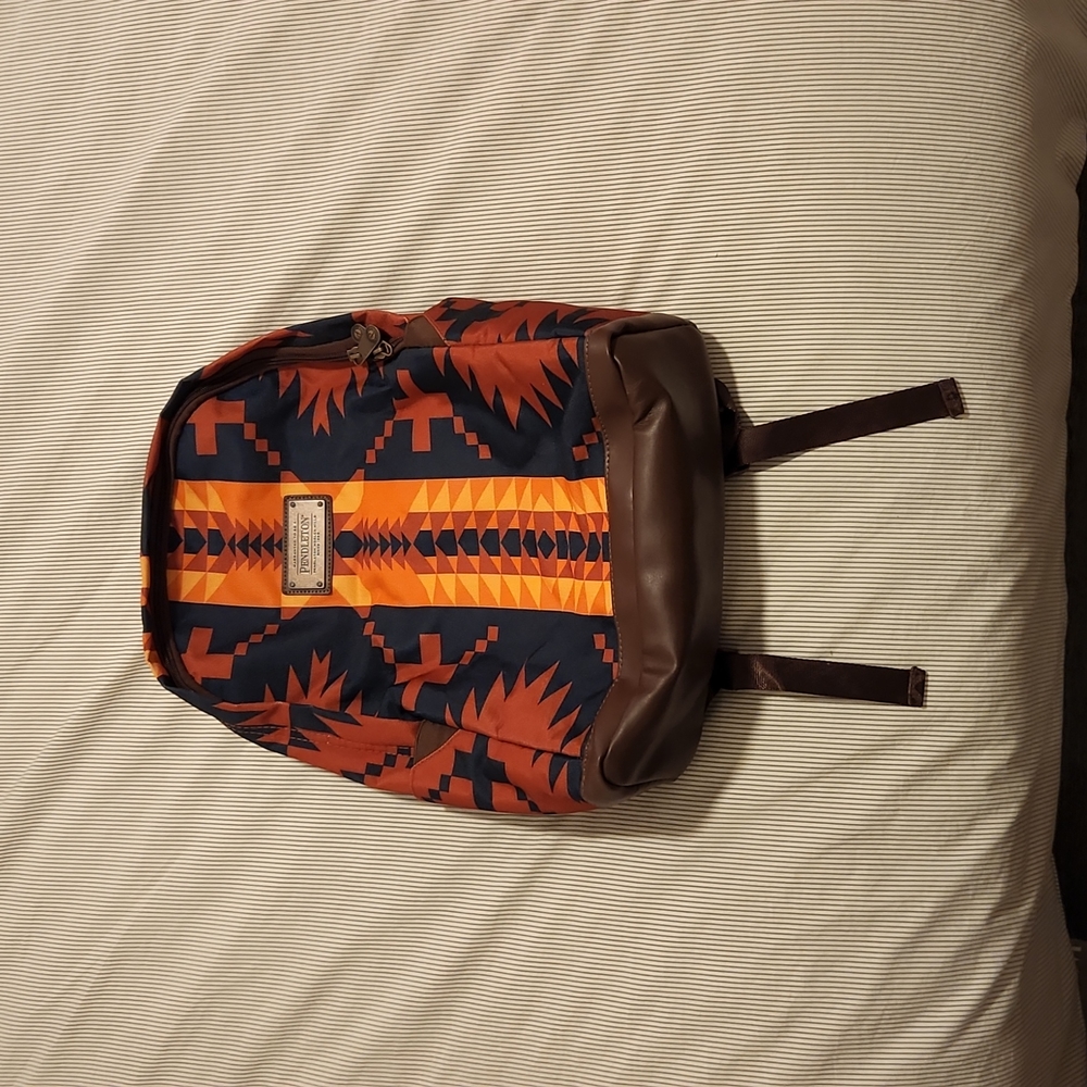 New Spider Rock Pendleton Fullsize Backpack